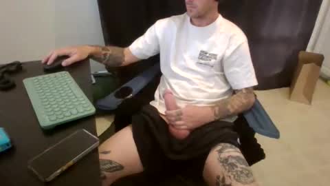 Snapshot of mitchyslick6969 chatting on 26, 4, 2026 ShyGuy6969 online show from 26, 4, 2026