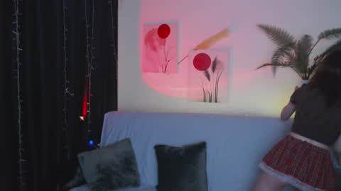 Snapshot of miuri_miy chatting on 2, 2, 2025 Yuka online show from 2, 2, 2025