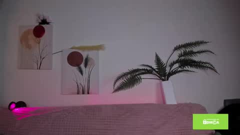 Snapshot of miuri_miy chatting on 22, 2, 2025 Yuka online show from 22, 2, 2025