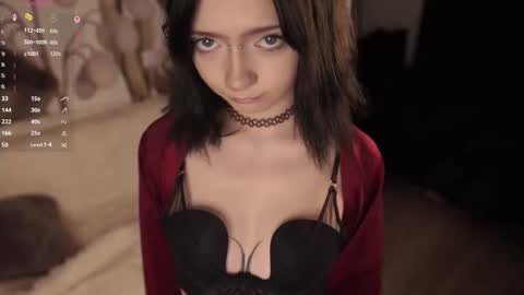 Snapshot of miuri_miy chatting on 18, 10, 2025 Yuka online show from 18, 10, 2025