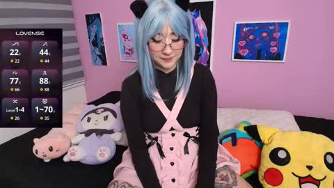  Miwa Violet  online show from 19, 9, 2025