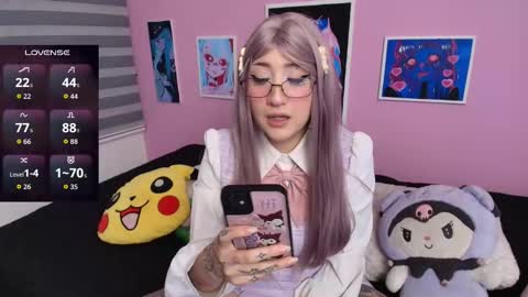  Miwa Violet  online show from 22, 9, 2025