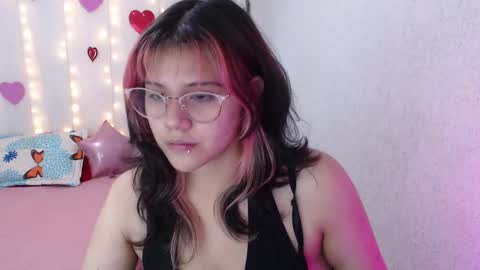 mixie_cute online show from 16, 2, 2025
