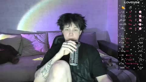 Snapshot of miya_meow_miku chatting on 15, 11, 2025 MeowMiku online show from 15, 11, 2025