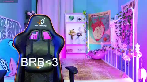 Snapshot of mizukinoyoru chatting on 17, 2, 2025 Mizuki online show from 17, 2, 2025