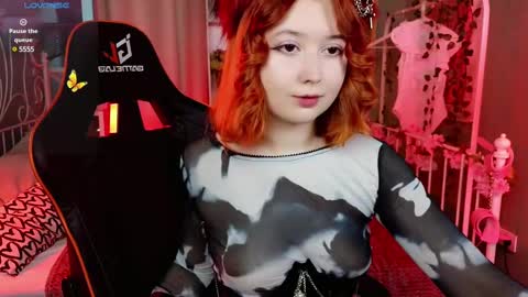 Snapshot of mizukinoyoru chatting on 9, 3, 2025 Mizuki online show from 9, 3, 2025