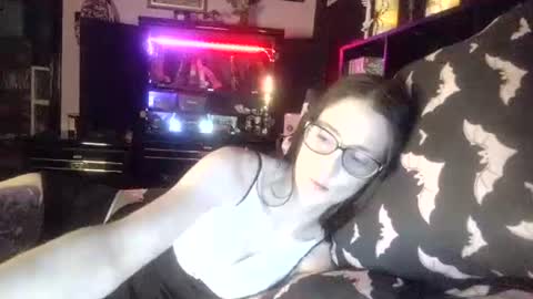 Snapshot of mizzbonez chatting on 3, 7, 2026 Mizz Bonez online show from 3, 7, 2026