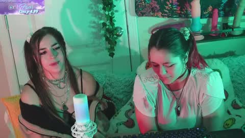 Hera  Tethra Bathtub stream  20k followers  Ask about our custom videos3 online show from 8, 1, 2025