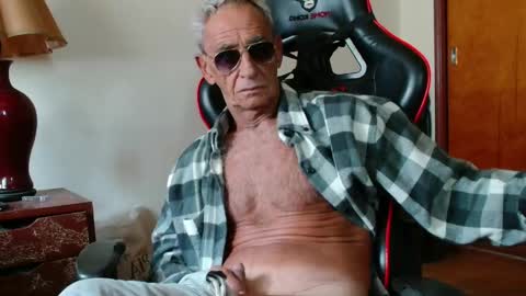 Snapshot of mjmadurengue chatting on 28, 5, 2026 Mario jose online show from 28, 5, 2026