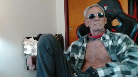 Snapshot of mjmadurengue chatting on 1, 6, 2026 Mario jose online show from 1, 6, 2026