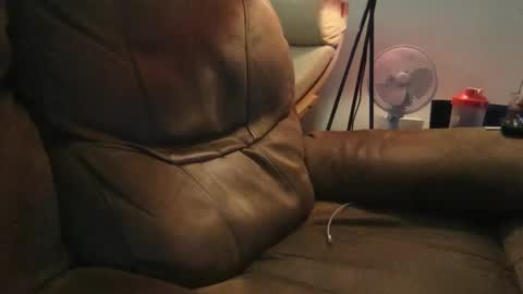 mjstratman2 online show from 22, 10, 2025