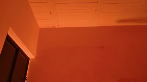 MoonLipson online show from 8, 4, 2026