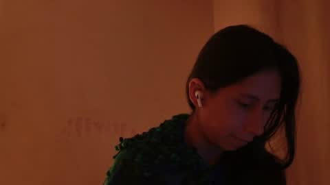 Snapshot of mli739709 chatting on 21, 7, 2026 MoonLipson online show from 21, 7, 2026