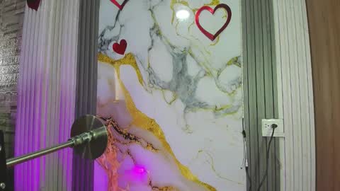 LUCRECIA   NEW ACCOUNT online show from 17, 2, 2026