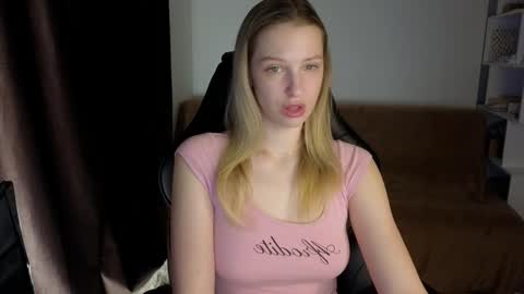 Lili online show from 1, 2, 2025