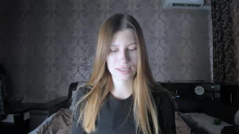 Lili online show from 28, 9, 2025