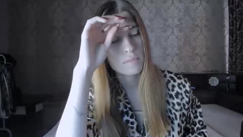 Lili online show from 9, 10, 2025