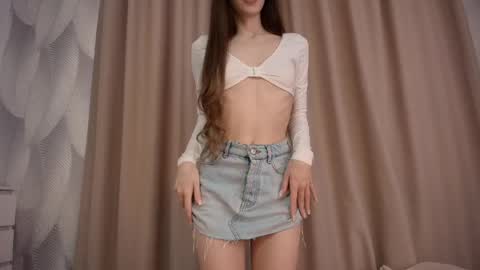 Snapshot of mmmeoww chatting on 7, 6, 2026 Ariela online show from 7, 6, 2026