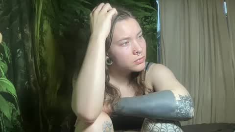 Misty online show from 4, 2, 2025