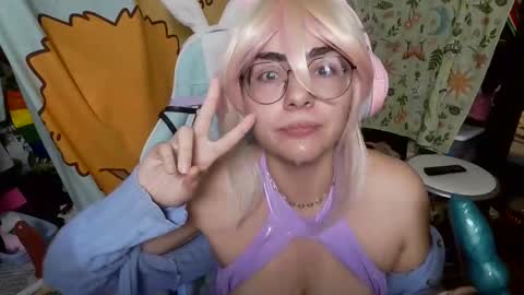 Snapshot of mochi_rainbow chatting on 1, 2, 2025 The Mochi Rainbow Variety Show online show from 1, 2, 2025