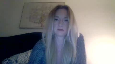 Snapshot of mockingbirds91 chatting on 1, 6, 2026 mockingbirds91 online show from 1, 6, 2026