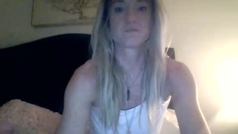 Snapshot of mockingbirds91 chatting on 4, 6, 2026 mockingbirds91 online show from 4, 6, 2026