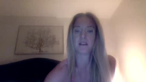 Snapshot of mockingbirds91 chatting on 24, 6, 2026 mockingbirds91 online show from 24, 6, 2026