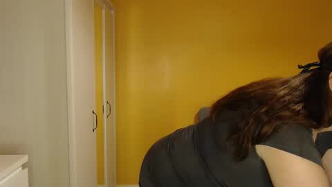 Mockingjay3001 online show from 23, 10, 2025