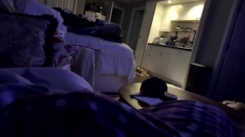 Snapshot of moethecheater7 chatting on 29, 9, 2025 moethecheater7 online show from 29, 9, 2025