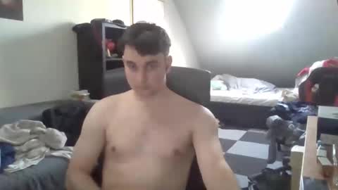 Snapshot of moistbreadstick chatting on 24, 4, 2026 moistbreadstick online show from 24, 4, 2026