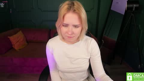 Snapshot of mol_l_y chatting on 19, 2, 2026 Molly online show from 19, 2, 2026