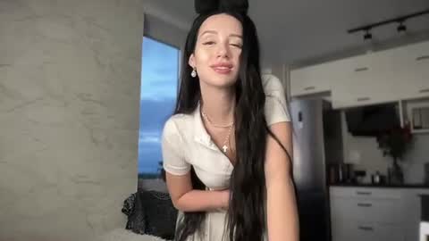 Molly Carter online show from 24, 6, 2026