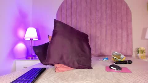 Snapshot of molly_jackson chatting on 30, 1, 2025 Molly Jackson online show from 30, 1, 2025