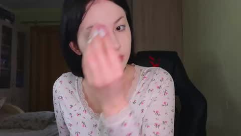 Snapshot of molly_millerr chatting on 17, 3, 2026 molly_millerr online show from 17, 3, 2026
