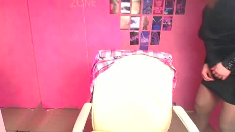 Molly online show from 11, 2, 2026