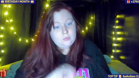 molly_moons online show from 1, 12, 2025