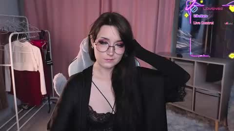 Molly online show from 10, 9, 2025