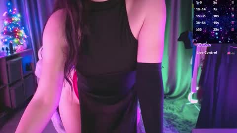 Snapshot of molly_phoenix chatting on 20, 12, 2025 Molly online show from 20, 12, 2025