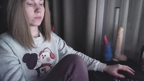 I have new photos come and see with love Molly online show from 12, 2, 2025