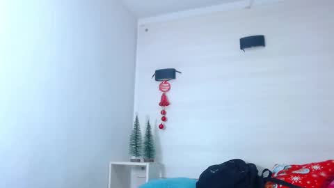 Molly Spears online show from 28, 12, 2024