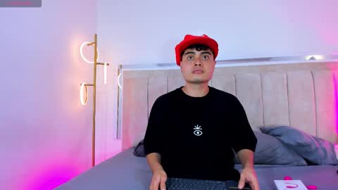 molly_sweetlove online show from 4, 12, 2025