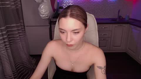 molly_wheel online show from 8, 2, 2025