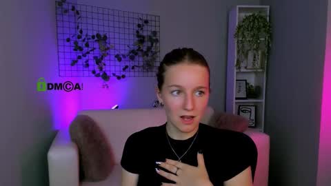 molly_xxx3 online show from 23, 9, 2025