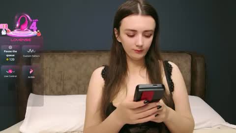 Molly online show from 11, 7, 2026