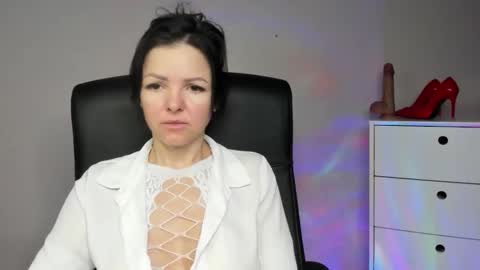 Molly online show from 14, 1, 2026