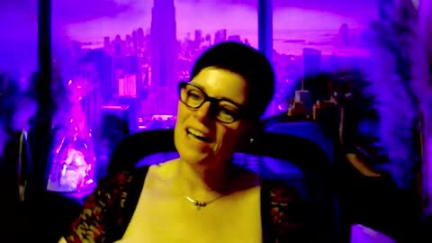 Snapshot of mollysun chatting on 28, 5, 2026 MollySun Nina Randmann online show from 28, 5, 2026
