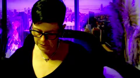 Snapshot of mollysun chatting on 8, 7, 2026 MollySun Nina Randmann online show from 8, 7, 2026