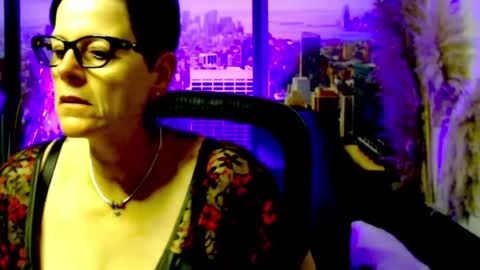 Snapshot of mollysun chatting on 30, 7, 2026 MollySun Nina Randmann online show from 30, 7, 2026