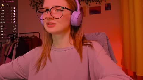 mollytucker online show from 15, 11, 2025