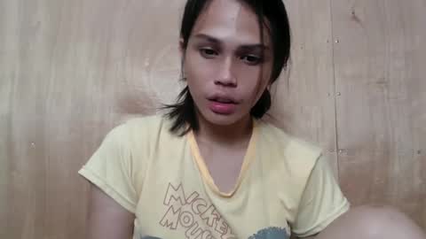 MOMIKHEM online show from 1, 3, 2025